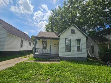 Main picture of 708 E Black Ave