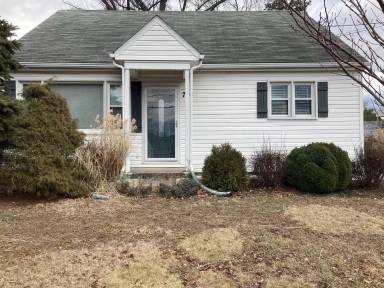 Main picture of 794 Lancaster Ave