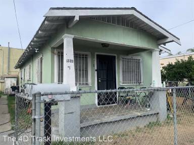 Main picture of 1333 Lewis Ave