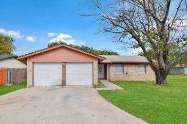 Main picture of 107 Myra Lou Ave