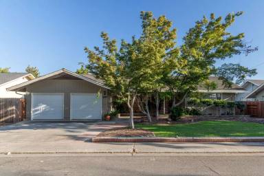 Main picture of 2706 Sheridan Way