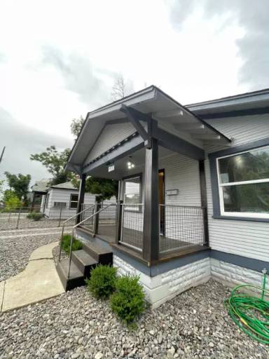 Main picture of 637 Morrill Ave