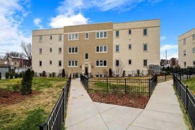 Main picture of 3321 13th St SE