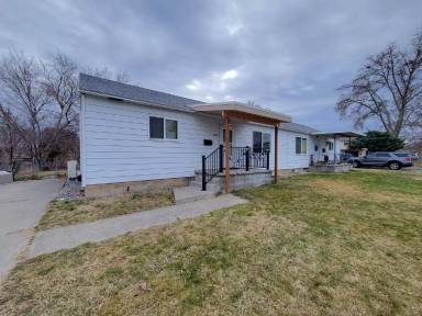 Main picture of 1218 McPherson Ave