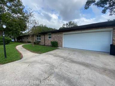 Main picture of 90 Sanchez Ave