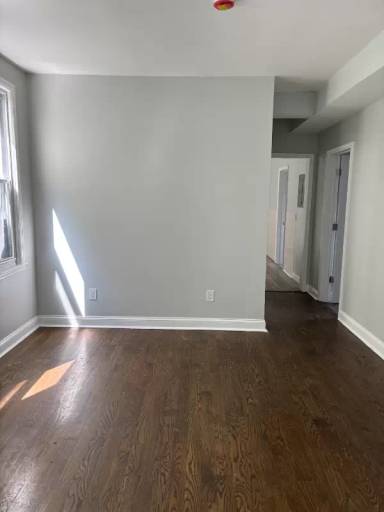 Main picture of 573 Hunterdon St