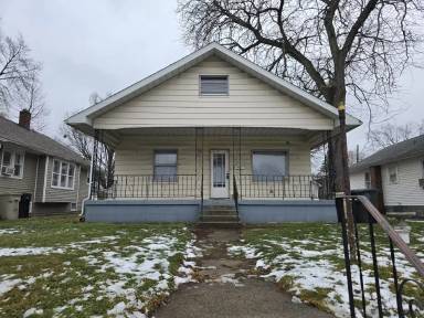 Main picture of 814 E Fairview Ave