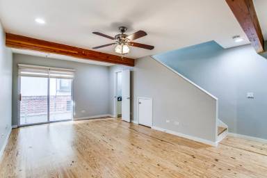 Main picture of 4231 Travis St