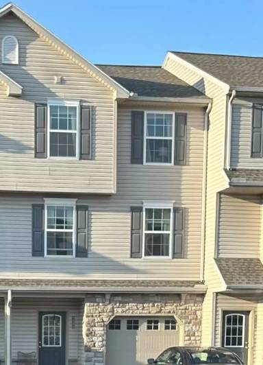 Main picture of 6205 Addison Dr