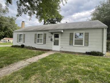 Main picture of 831 N Garfield St