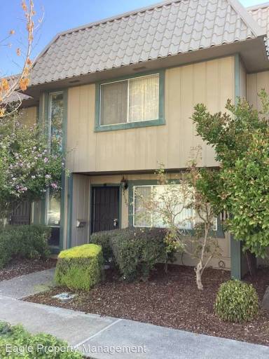 Main picture of 2125 Cottage Way