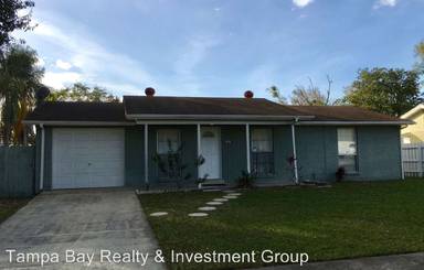 Main picture of 8269 Greenleaf Cir