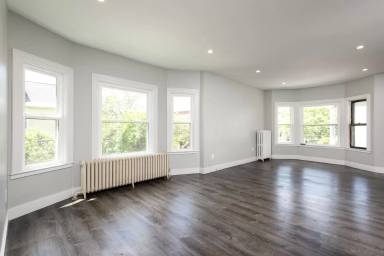 Main picture of 461 Hamilton St