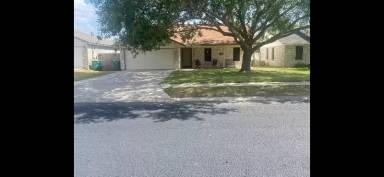 Main picture of 123 Deer Creek Dr