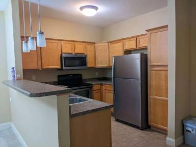 Main picture of 612 Grandview Ct