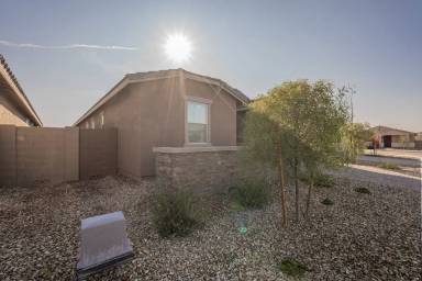 Main picture of 11043 W Marguerite Ave