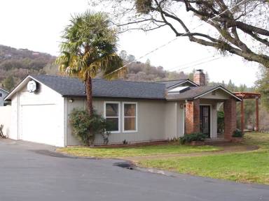 Main picture of 1242 Los Robles Rd