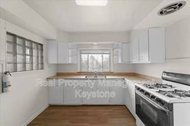 Main picture of 71 McKinnie Ave