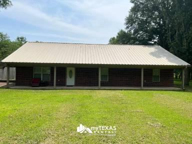 Main picture of 522 County Road 4245