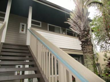Main picture of 95-634 Hanile St