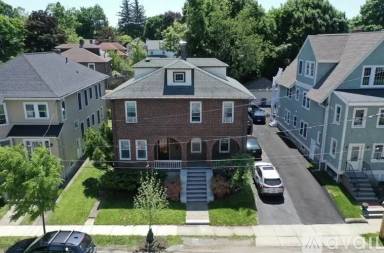 Main picture of 15 York Rd