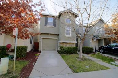 Main picture of 2544 Snapdragon Cir