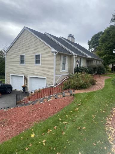 Main picture of 78 Pease Ave