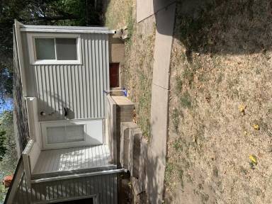 Main picture of 2356 S Broadview St