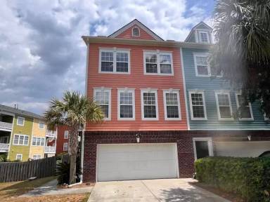 Main picture of 9301 Sweetbay Ct