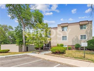 Main picture of 10840 Rockford Rd