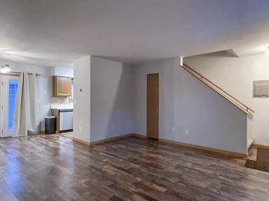 Main picture of 1557 Gillam Way