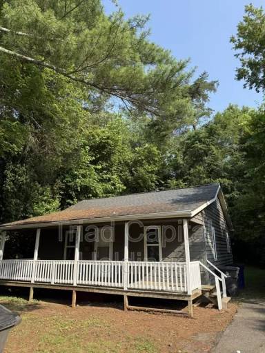 Main picture of 1723 Waughtown St