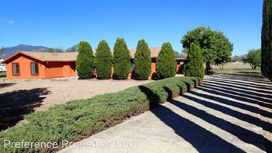 Main picture of 3505 E Choctaw Dr