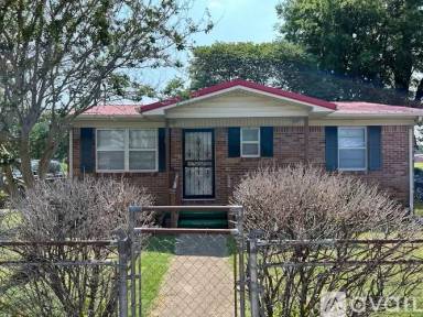 Main picture of 318 Roy Benton Dr
