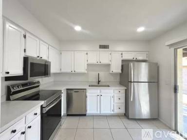 Main picture of 1817 E Intrepid Ave