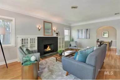 Main picture of 2120 N 15th St