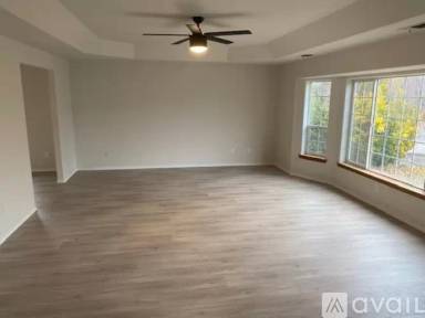Main picture of 1602 Warren Way