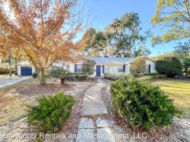 Main picture of 740 NW 20th St