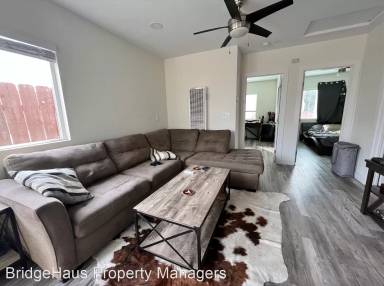 Main picture of 4436 Cherokee Ave
