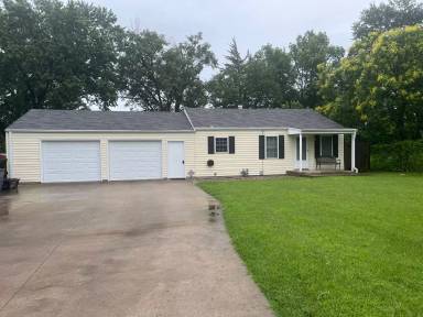 Main picture of 238 SE Baldwin Rd