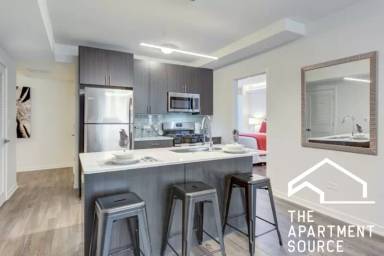 Main picture of 1325 N Wells Apartments