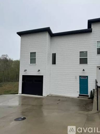 Main picture of 241 Berry Ln