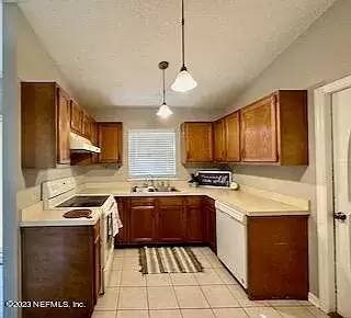 Main picture of 8651 Purslane Pl