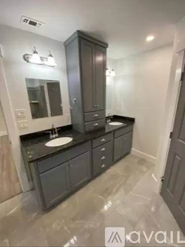Main picture of 132 Feather Way