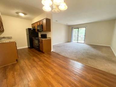 Main picture of 523 Menlo Dr