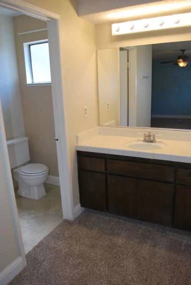 Main picture of 8470 Seeno Ave
