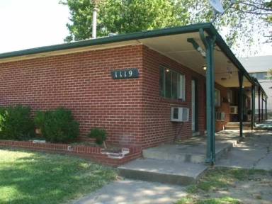 Main picture of 1119 S Rockford Ave