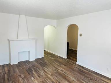 Main picture of 810 1/2 N 24th St