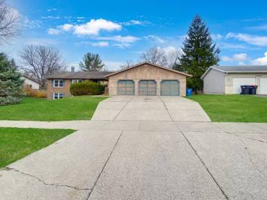 Main picture of 4614 Stauffer Ave SE
