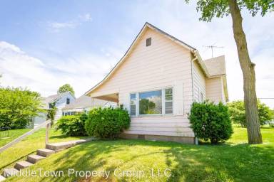 Main picture of 901 W Neely Ave